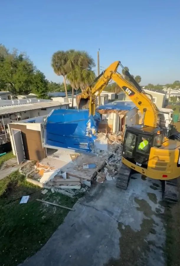 Mobile home structure removal